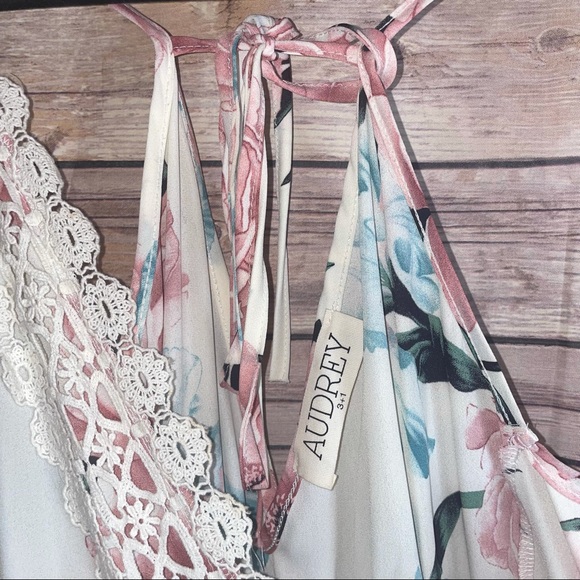 NEW Audrey 3+1 White Floral Romper - Picture 4 of 6